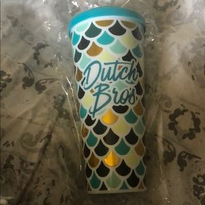 Brand new Dutch Bro’s mermaid mug